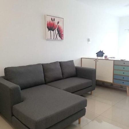 2 Carpark Gep 5 Star Hotel Bed & Sofa Studio 세리 켐방안 외부 사진