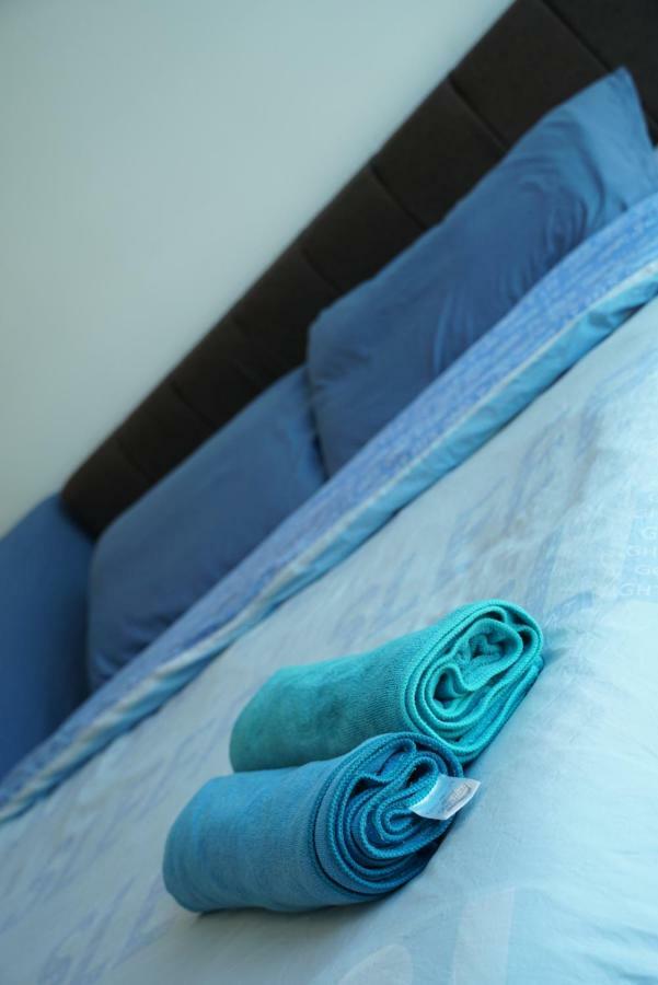 2 Carpark Gep 5 Star Hotel Bed & Sofa Studio 세리 켐방안 외부 사진